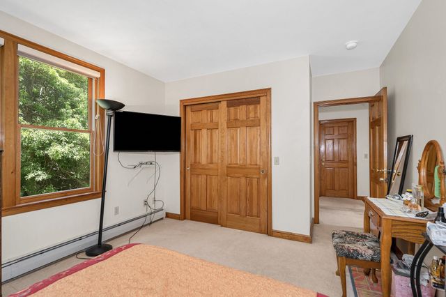 22 Greenfield Drive, Plaistow, NH 03865
