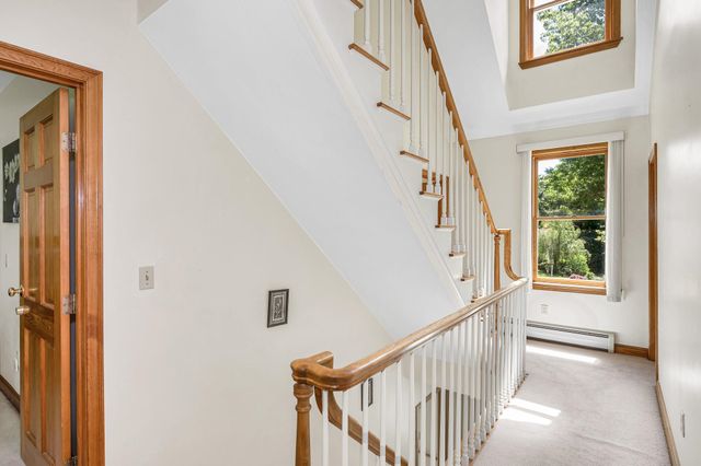 22 Greenfield Drive, Plaistow, NH 03865