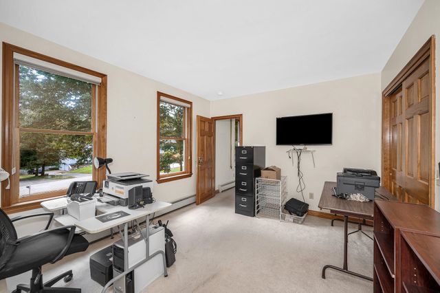 22 Greenfield Drive, Plaistow, NH 03865