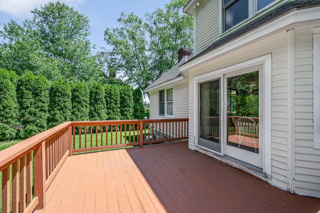22 Greenfield Drive, Plaistow, NH 03865