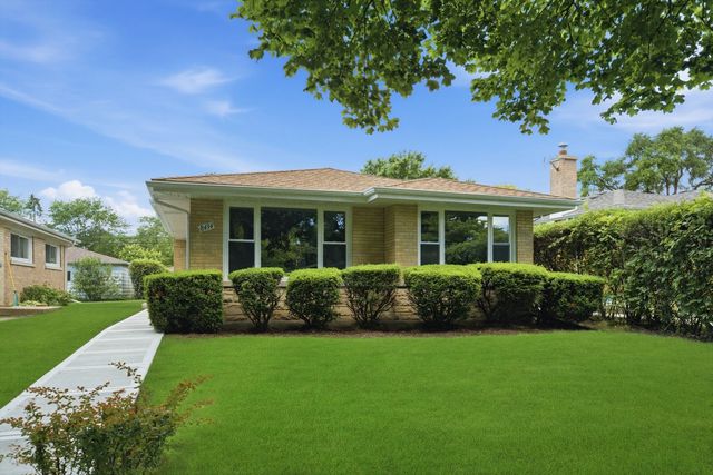 8434 Lawndale Avenue, Skokie, IL 60076