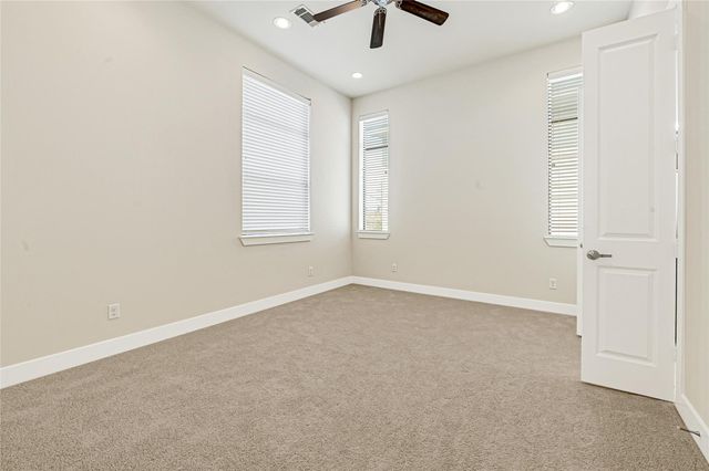 72 N Hutcheson Street, Houston, TX 77003