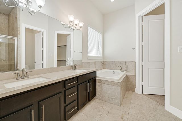 72 N Hutcheson Street, Houston, TX 77003