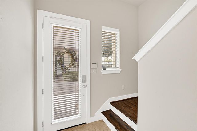 72 N Hutcheson Street, Houston, TX 77003