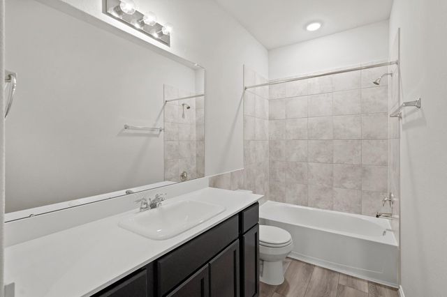 1455 Acorn Meadow Street, Houston, TX 77067