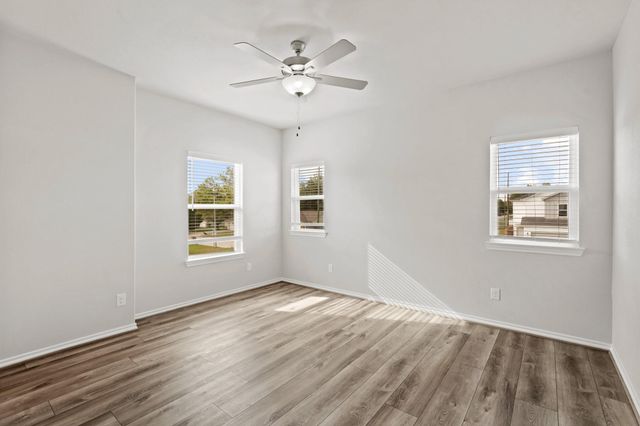 1455 Acorn Meadow Street, Houston, TX 77067