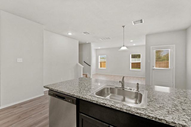 1455 Acorn Meadow Street, Houston, TX 77067