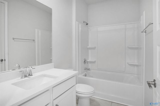 22549 Donahue Road, Athens, AL 35613