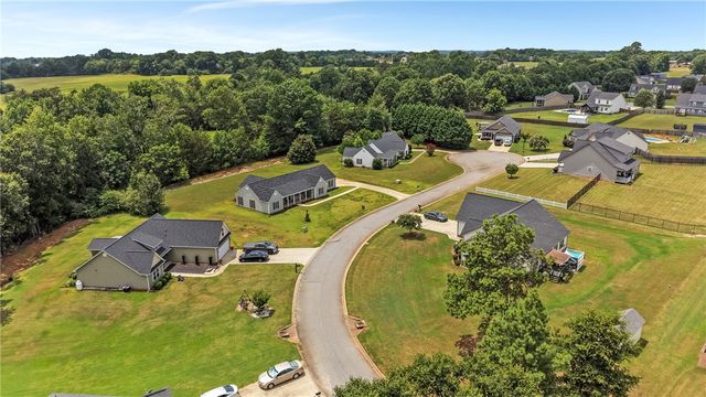 107 Groveland Court, Anderson, SC 29626