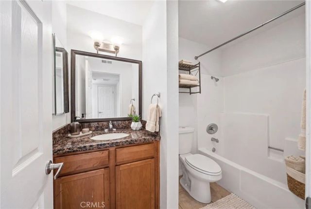 1327 Massachusetts 205, Riverside, CA 92507