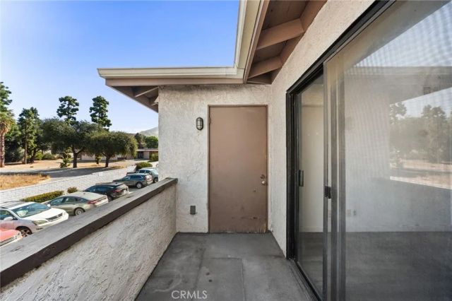 1327 Massachusetts 205, Riverside, CA 92507