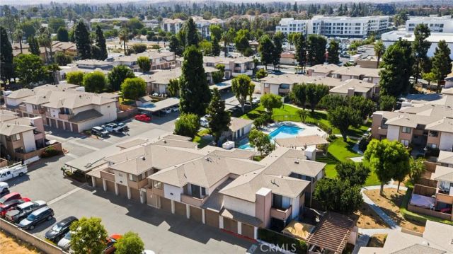 1327 Massachusetts 205, Riverside, CA 92507