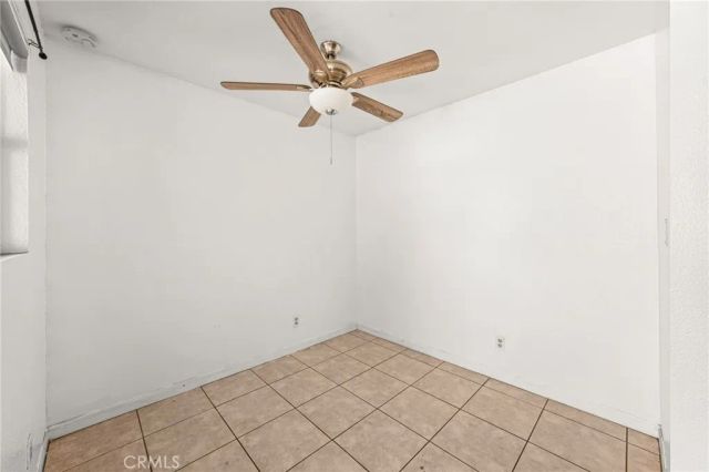 1327 Massachusetts 205, Riverside, CA 92507