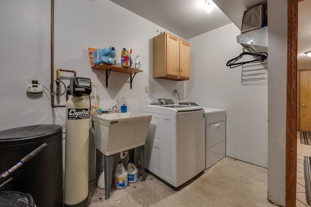 W11310 County Road V, Lodi, WI 53555