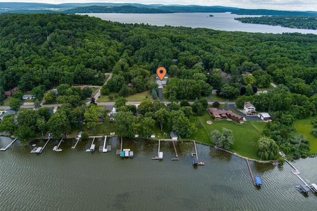 W11310 County Road V, Lodi, WI 53555
