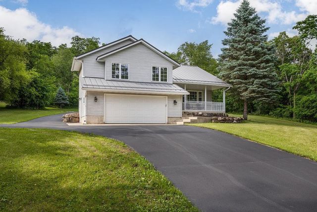 W11310 County Road V, Lodi, WI 53555