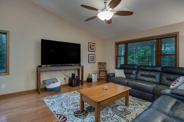W11310 County Road V, Lodi, WI 53555