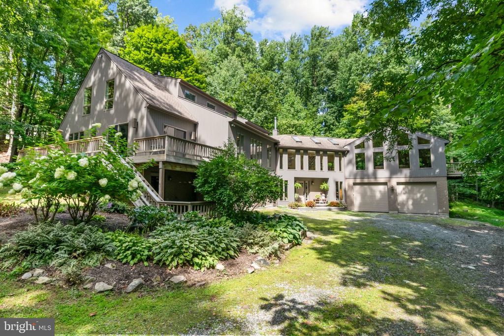 515 KULPS RD, BARTO, PA 19504 — exterior