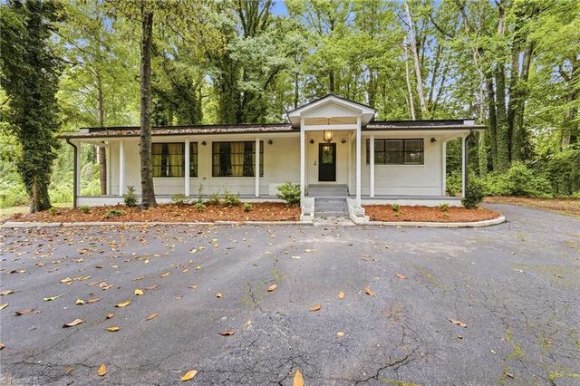 3304 New Walkertown Road, Winston-salem, NC 27105