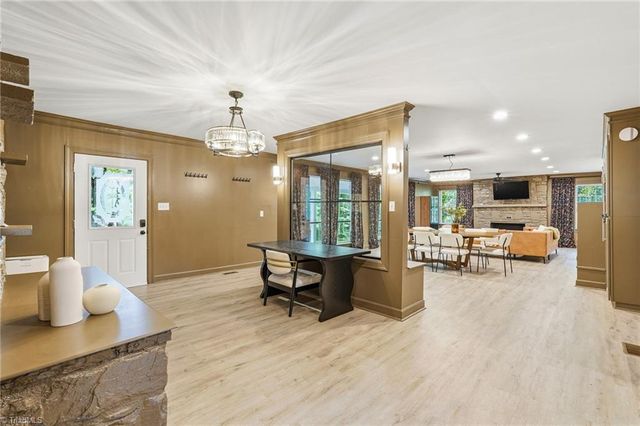 3304 New Walkertown Road, Winston-salem, NC 27105