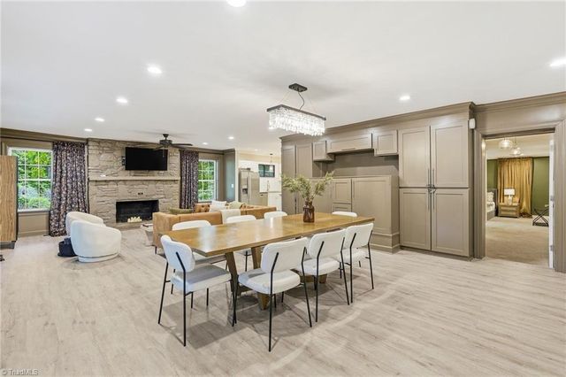 3304 New Walkertown Road, Winston-salem, NC 27105