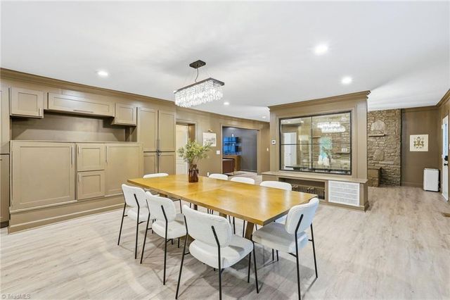 3304 New Walkertown Road, Winston-salem, NC 27105