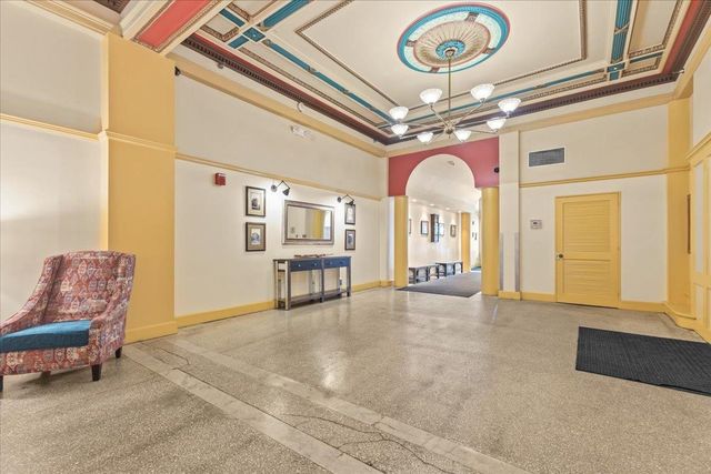 131 Main St Apt 302, Burlington, VT 05403