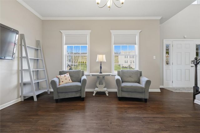 133 Azalea Cir, Rostraver, PA 15012