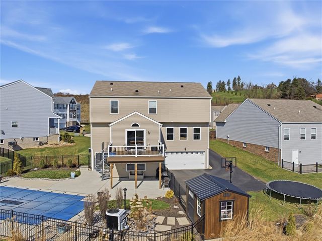 133 Azalea Cir, Rostraver, PA 15012