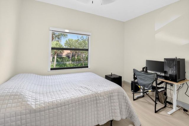 5225 Monterey Circle H, Delray Beach, FL 33484