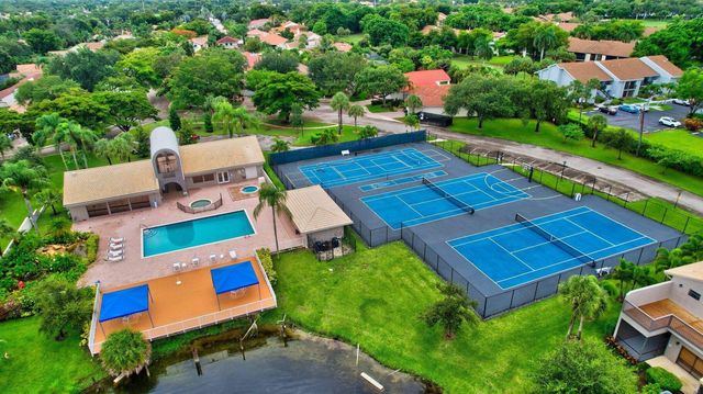 5225 Monterey Circle H, Delray Beach, FL 33484