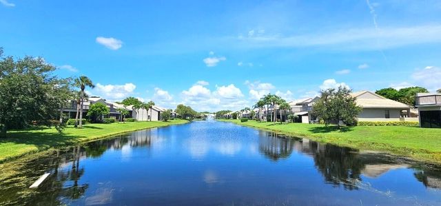 5225 Monterey Circle H, Delray Beach, FL 33484