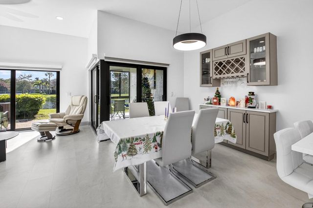 5225 Monterey Circle H, Delray Beach, FL 33484