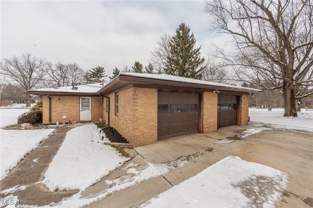 8963 Abbey Road, North Royalton, OH 44133