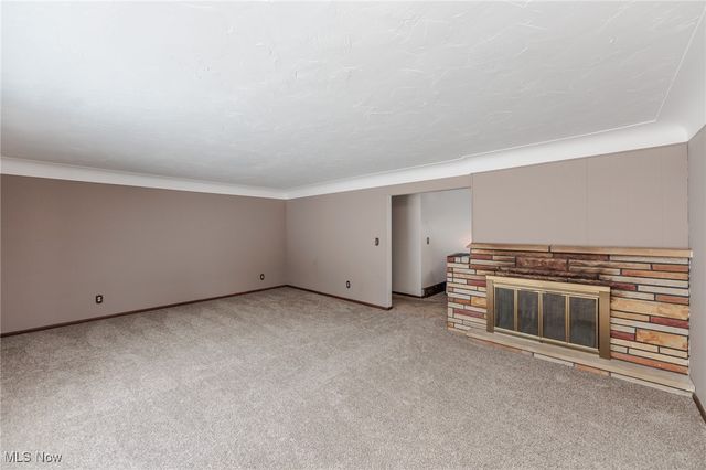 8963 Abbey Road, North Royalton, OH 44133