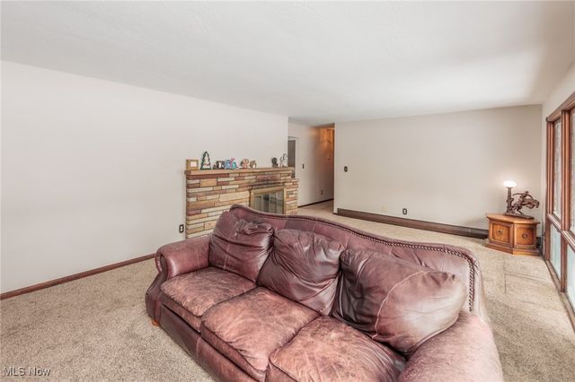 8963 Abbey Road, North Royalton, OH 44133
