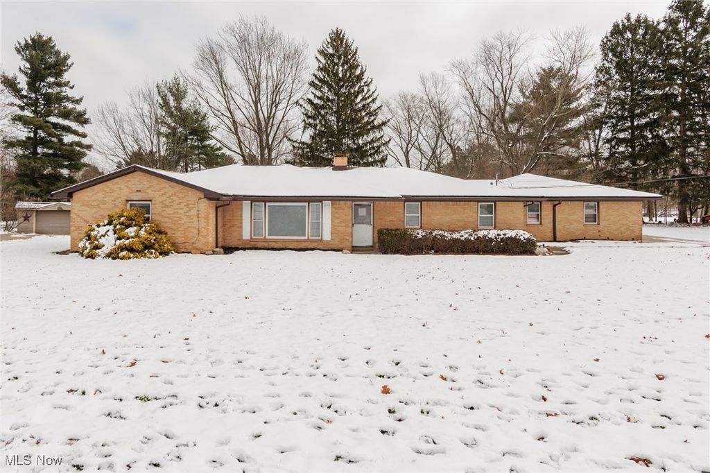 8963 Abbey Road, North Royalton, OH 44133