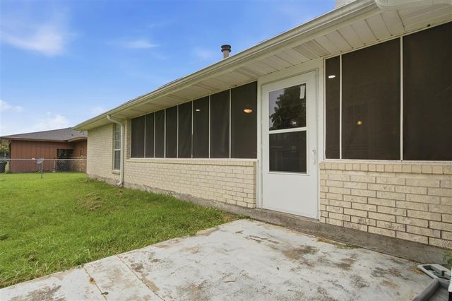 1406 Moeling St Street, Lake Charles, LA 70601