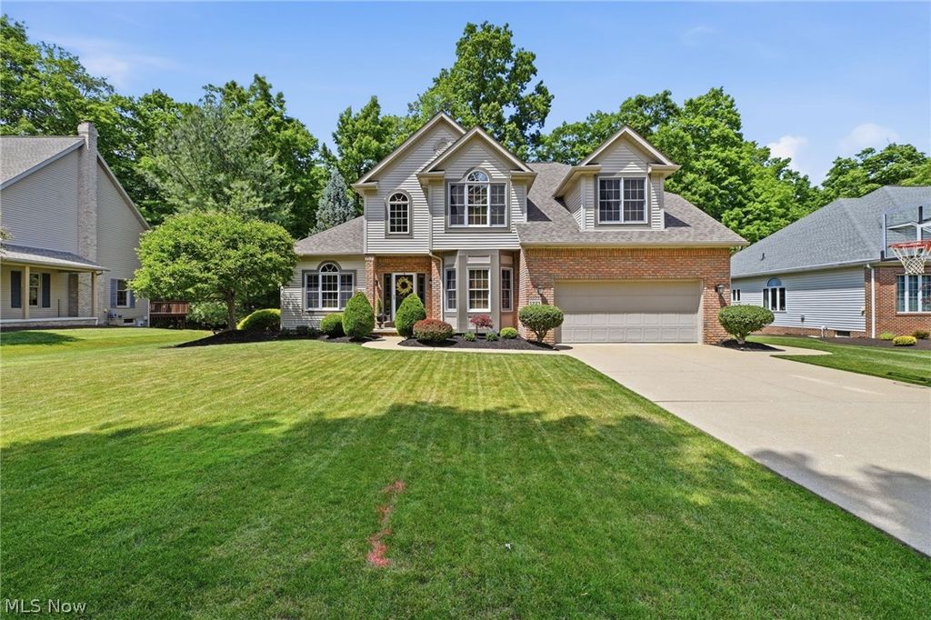 1221 Ty Drive, Medina, OH 44256