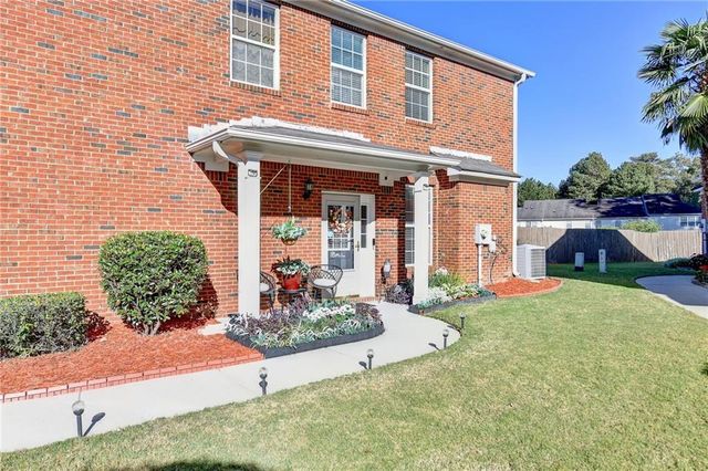 988 Treymont Way, Lawrenceville, GA 30045