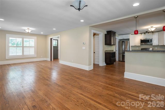 240 S Beaumont Street, Asheville, NC 28801