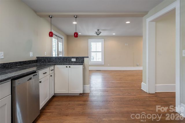 240 S Beaumont Street, Asheville, NC 28801