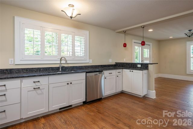 240 S Beaumont Street, Asheville, NC 28801