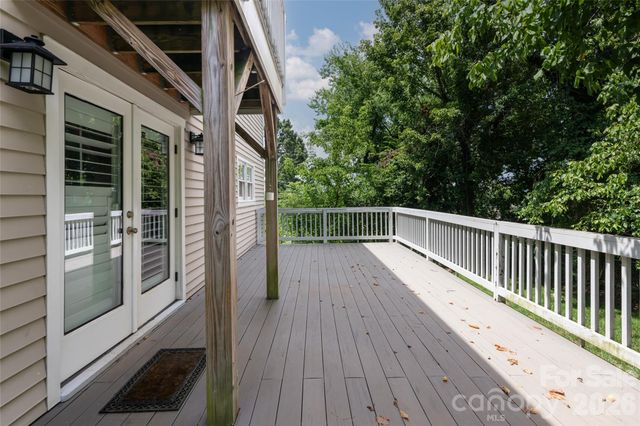 240 S Beaumont Street, Asheville, NC 28801