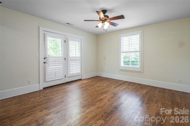 240 S Beaumont Street, Asheville, NC 28801