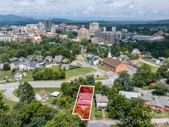 240 S Beaumont Street, Asheville, NC 28801