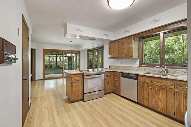 8730 Lakeshore DRIVE, Pleasant Prairie, WI 53158