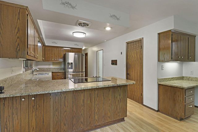8730 Lakeshore DRIVE, Pleasant Prairie, WI 53158