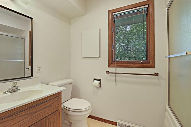 8730 Lakeshore DRIVE, Pleasant Prairie, WI 53158