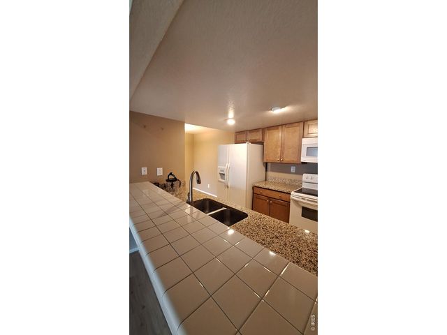 6380 Oak St 305, Arvada, CO 80004